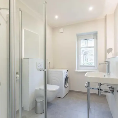 Haus Oewerweg 4 *