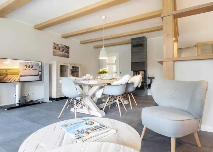 Haus Oewerweg 4 *